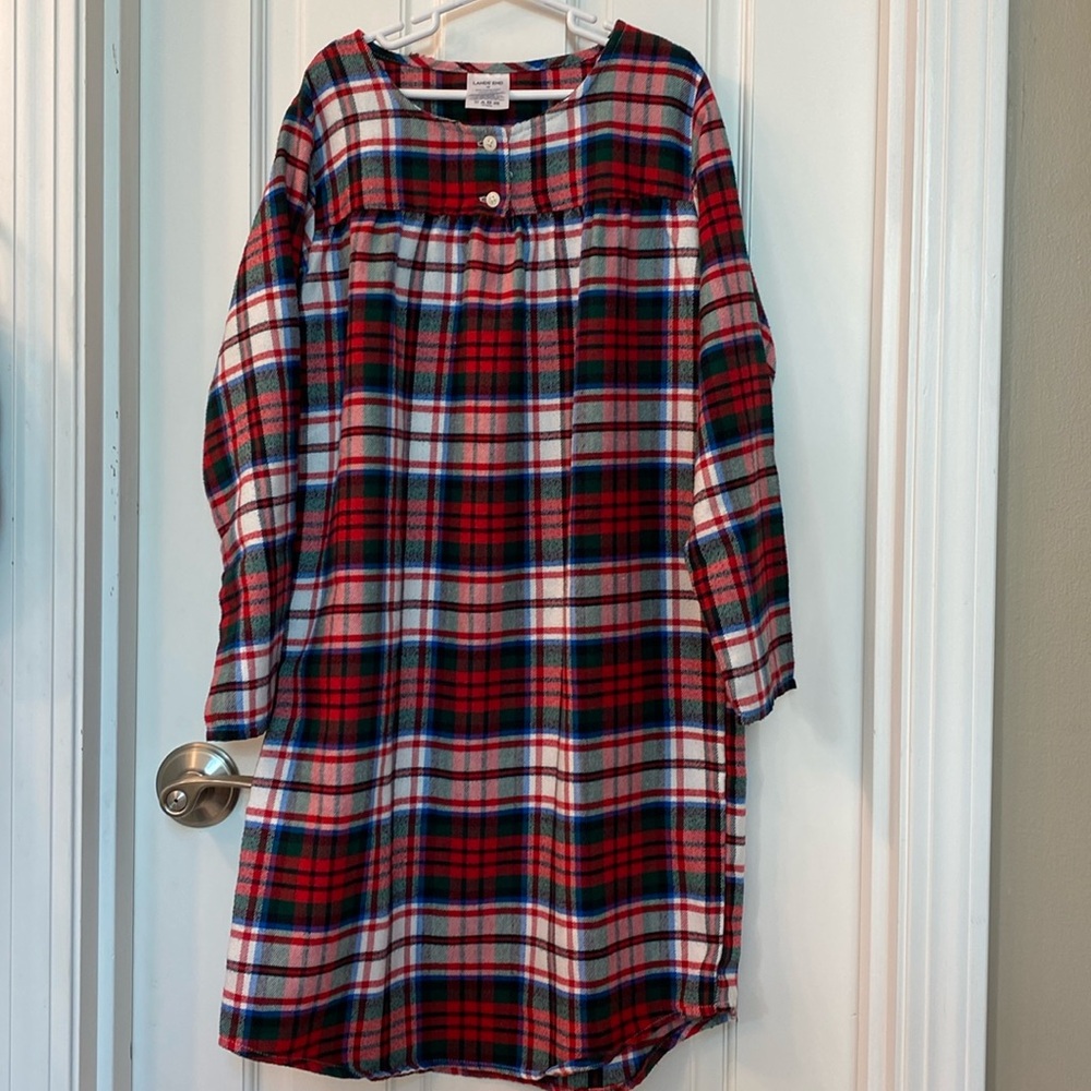 Lands' End Girls nightgown size 10